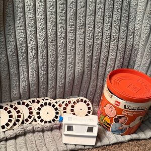 Charlie Brown Gift Pak - White and Orange Kids Toy